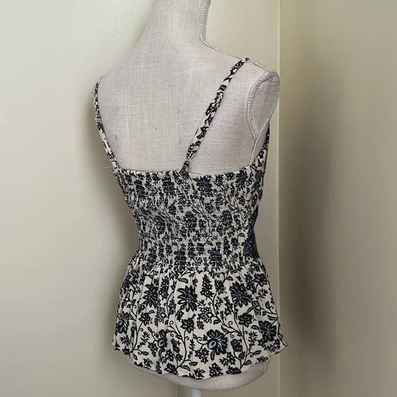 🆕 Angie Sleeveless V-Neck Knot Front Keyhole Border Print - Picture 11 of 12